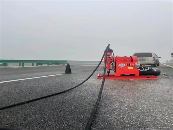 桂林马路路基路面开裂下沉注浆加固灌浆